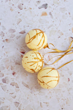Load image into Gallery viewer, &#39;White Christmas&#39; Fudge Baubles
