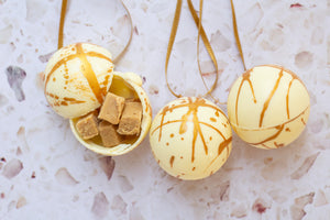 'White Christmas' Fudge Baubles
