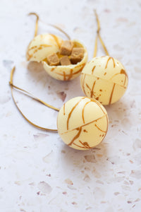 'White Christmas' Fudge Baubles