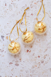'White Christmas' Fudge Baubles