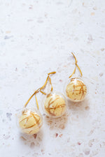 Load image into Gallery viewer, &#39;White Christmas&#39; Fudge Baubles
