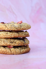Load image into Gallery viewer, Cookie of the Month - Strawberries and Cream

