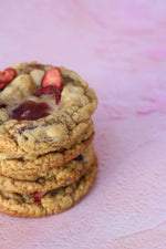 Load image into Gallery viewer, Cookie of the Month - Strawberries and Cream
