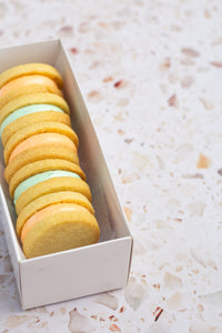 Showgirl Marshmallow Cookie Sandwiches