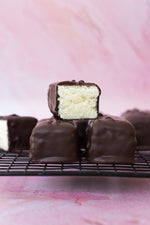 Load image into Gallery viewer, Coconut and Dark Chocolate Bars
